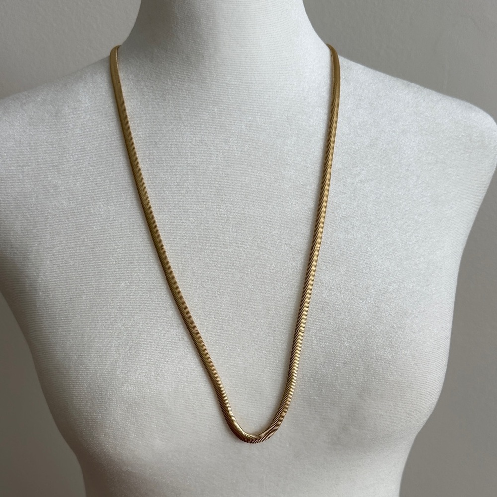 Elegant Gold Necklace or Eyeglasses Chain